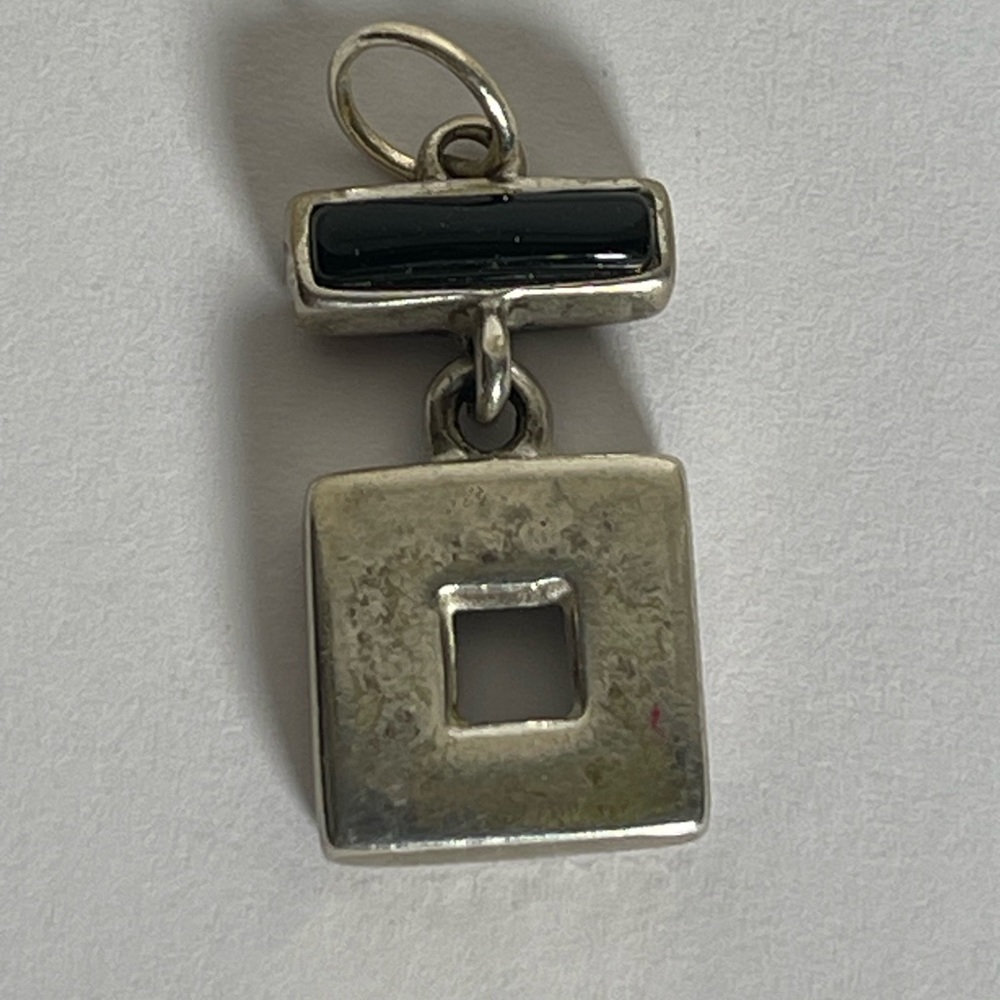 Vintage Guess Sterling 925 Black Onyx Pendant 1 Inch